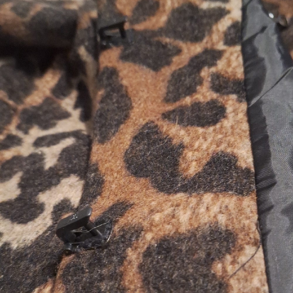 Betsey Johnson Brown and Black Leopard Swing Coat - Picture 13 of 13